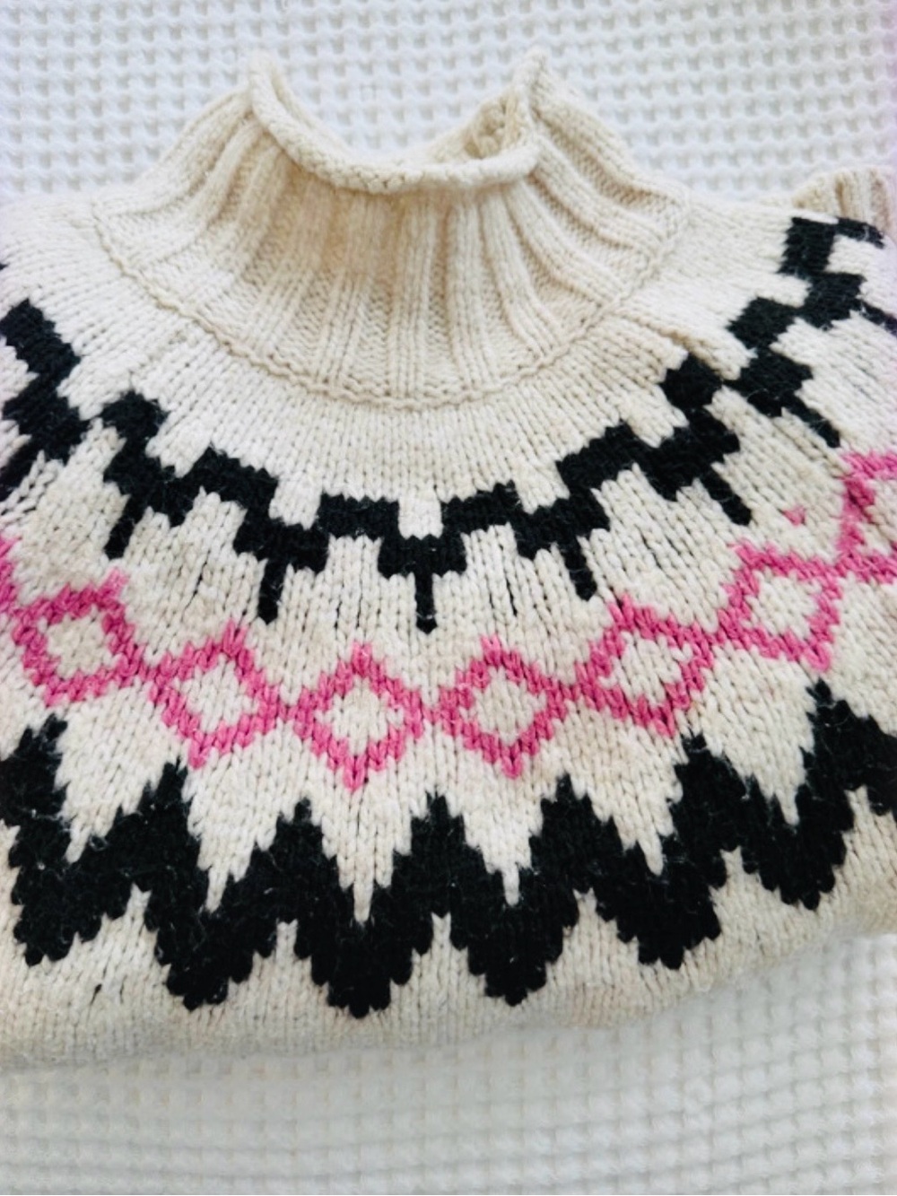 Sanctuary Cream Cable-Knit Scoop Neck Sweater